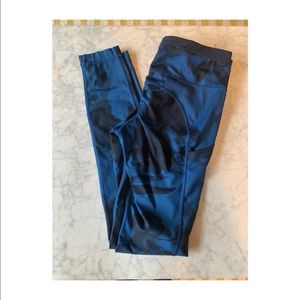 Lululemon yoga pants
